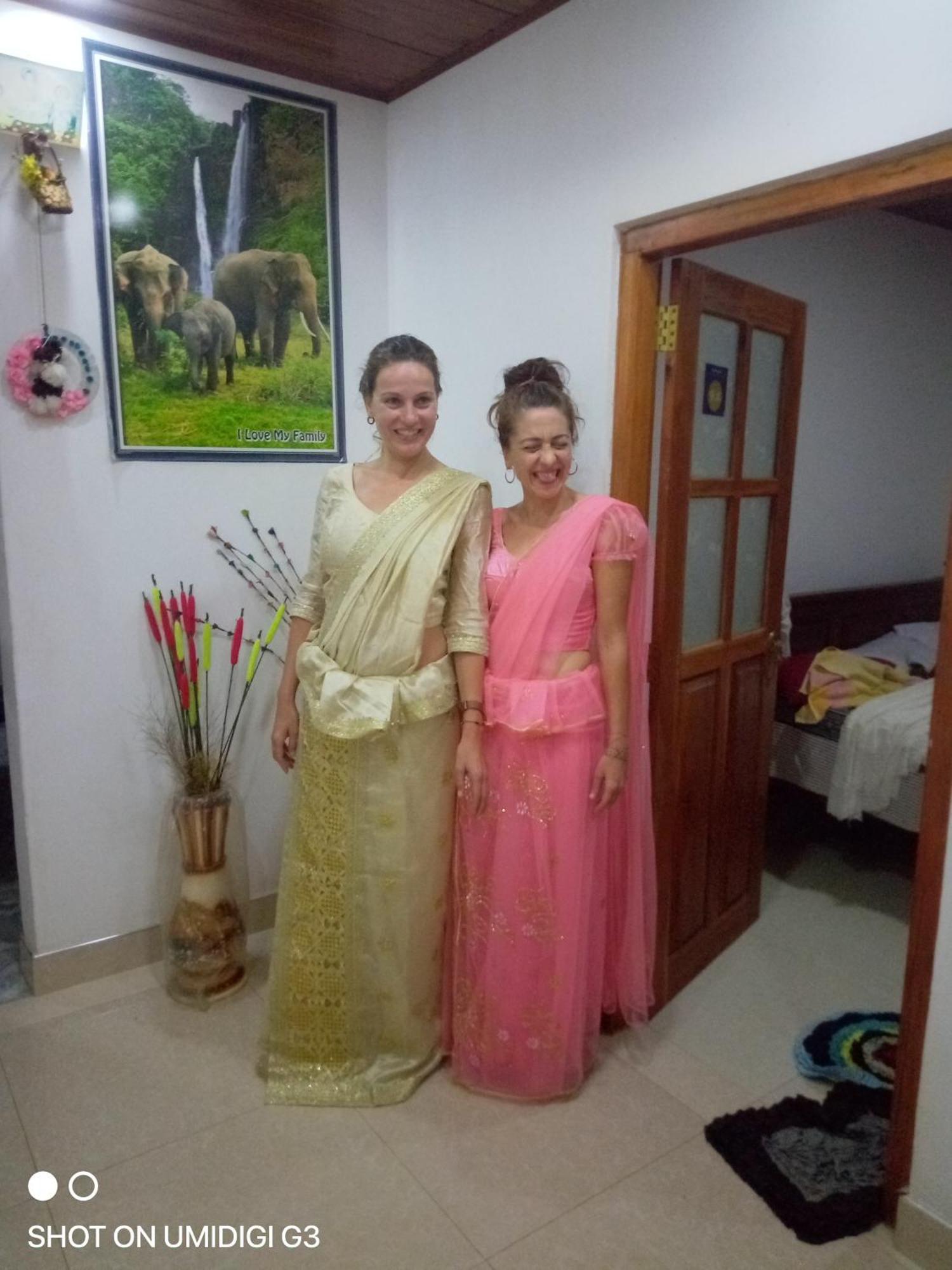 Milan Home Stay Ела Екстериор снимка